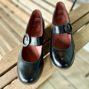 Dansko black leather Mary Jane’s. Wide strap & Buckle. New.